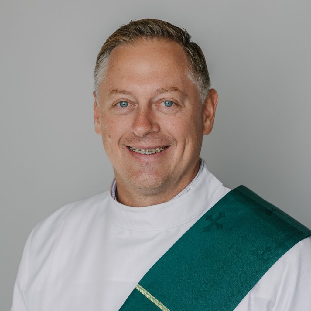 staff-image