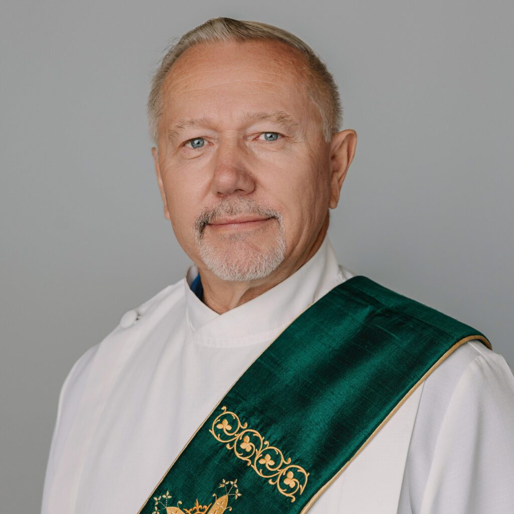 staff-image