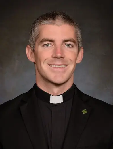 staff-image