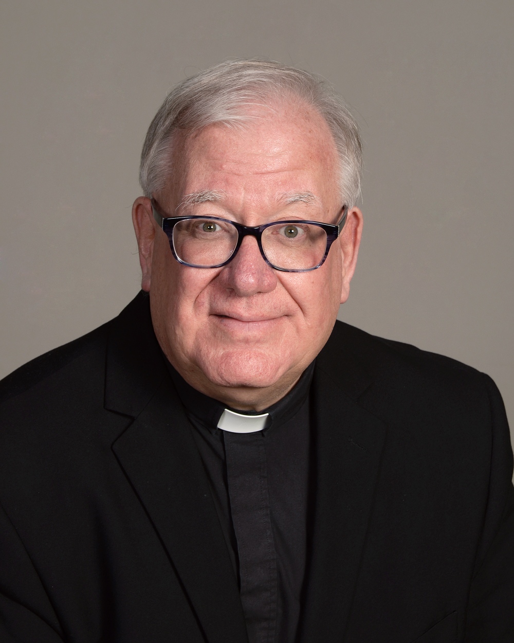 Rev. John KIevence : Pastor