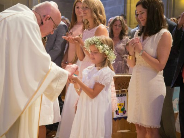 <a href="https://cathedralctk.com/family-and-childrens-ministry/family-sacrament-preparation/">Preparing for Sacraments</a>