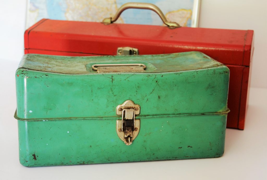 http://two%20toolboxes,%20red%20and%20green