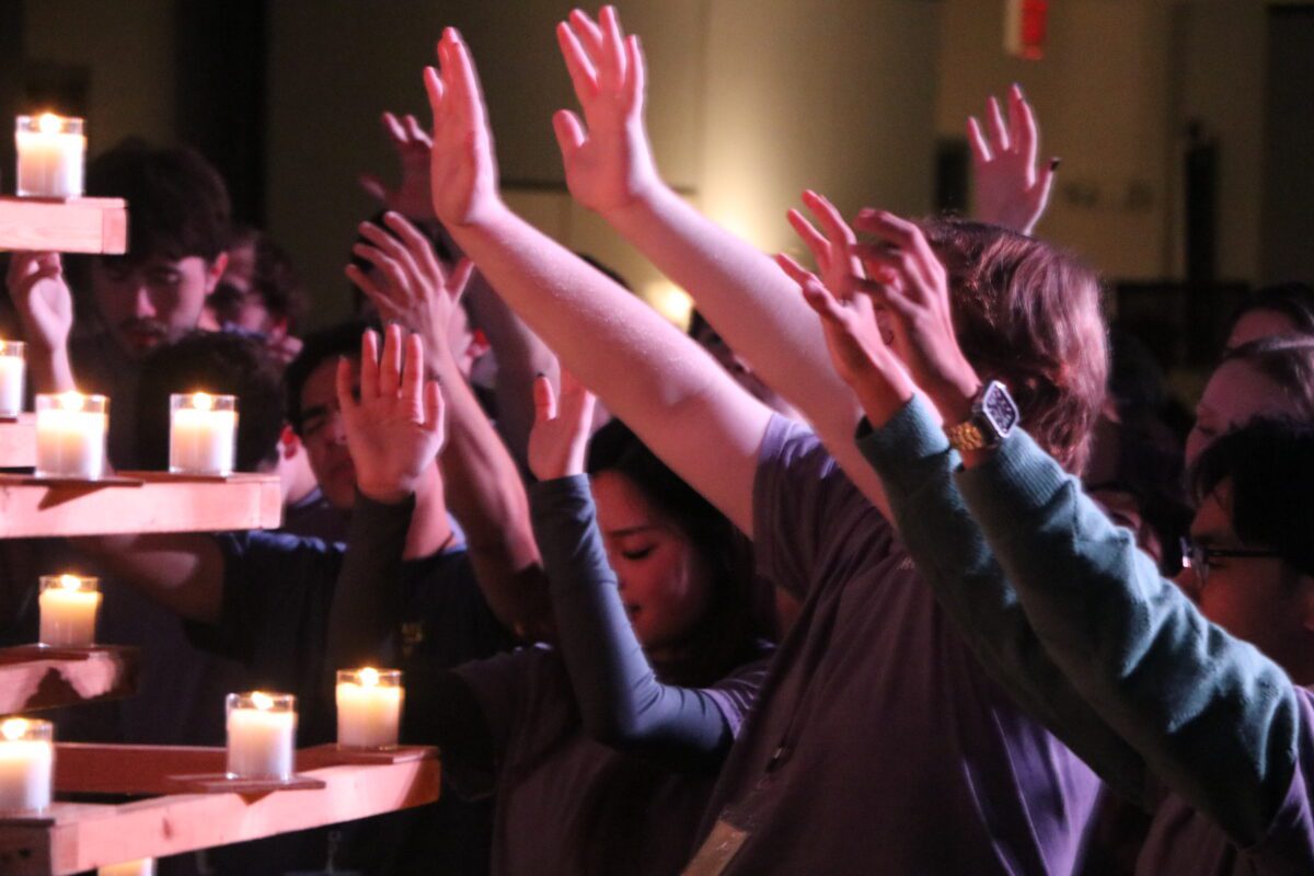 Hundreds encounter Christ at retreat