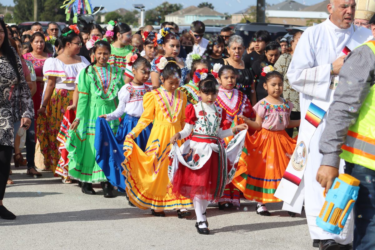 Mexican community celebrates Our Lady of Guadalupe