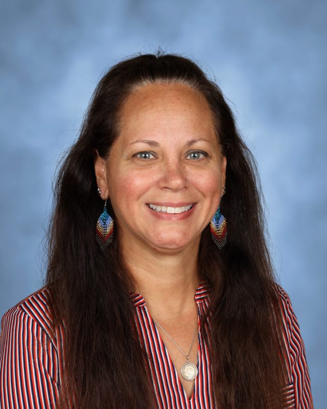 Ms. Alyson Carr : Art Teacher