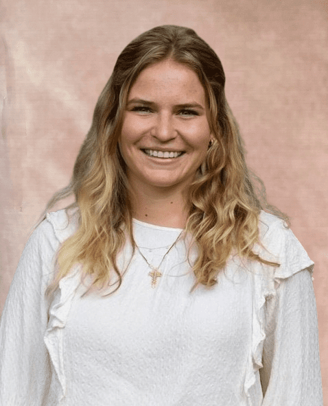 Mary Kaitlyn Condict : Middle School Youth Ministry / Confirmation Coordinator
