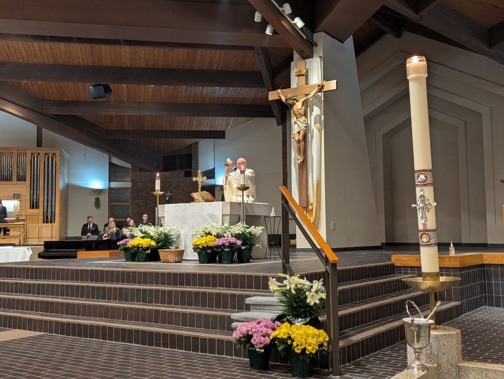 Easter Vigil, Transubstantiation, body and blood of Christ, bread and wine, Catholic Mass, Eucharist, Liturgy, Consecration.