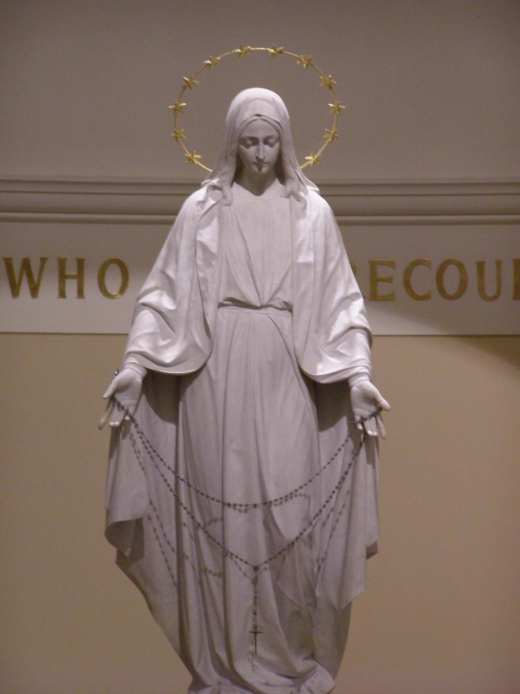 QMM Statue