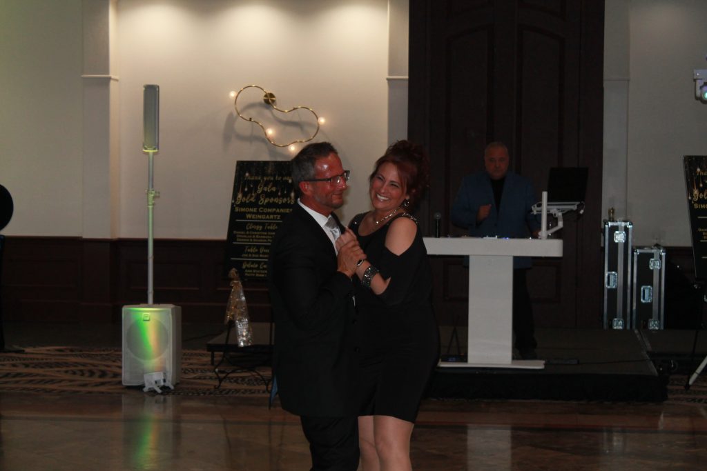 dancing2