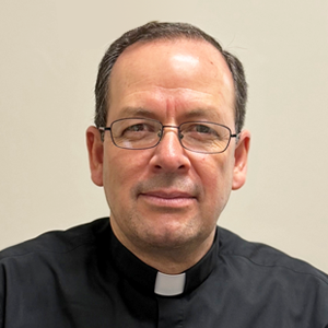 staff-image