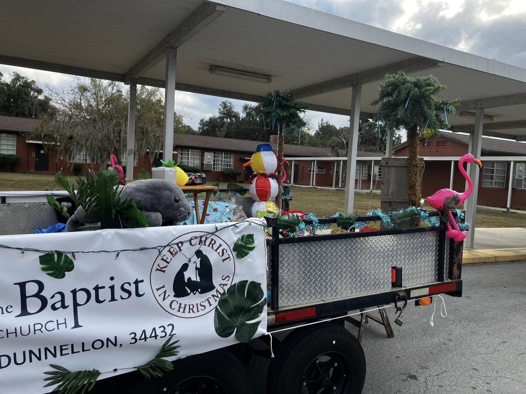 2025 christmas parade float