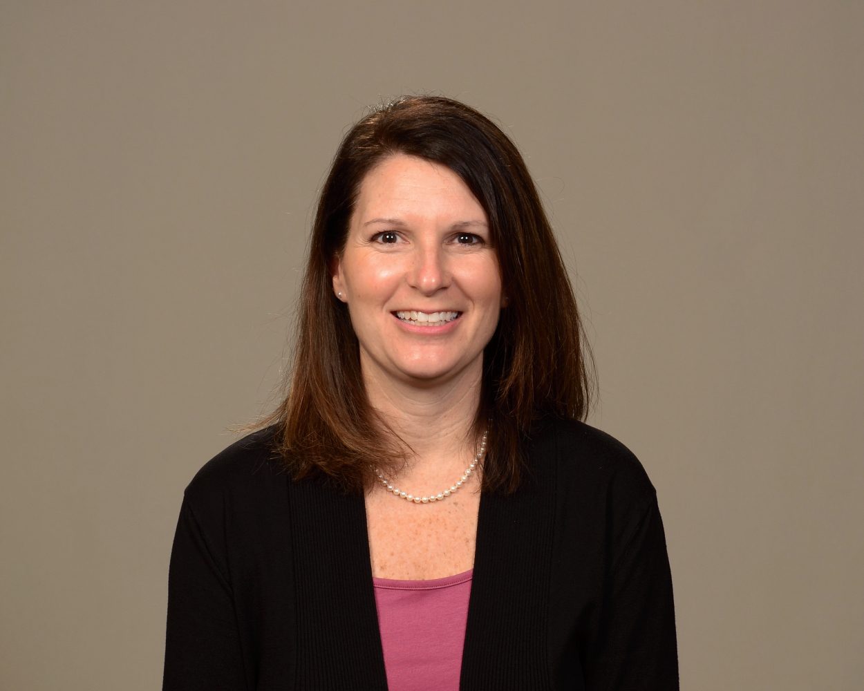 Laura McKenzie : Administrative Assistant