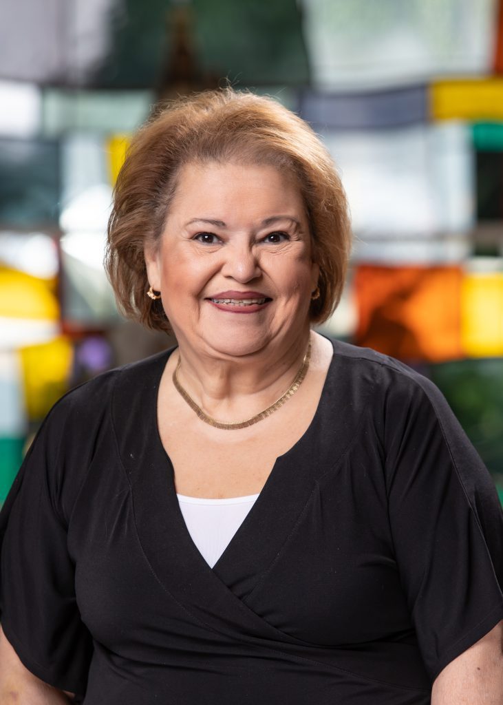 Lourdes Acosta: Receptionist