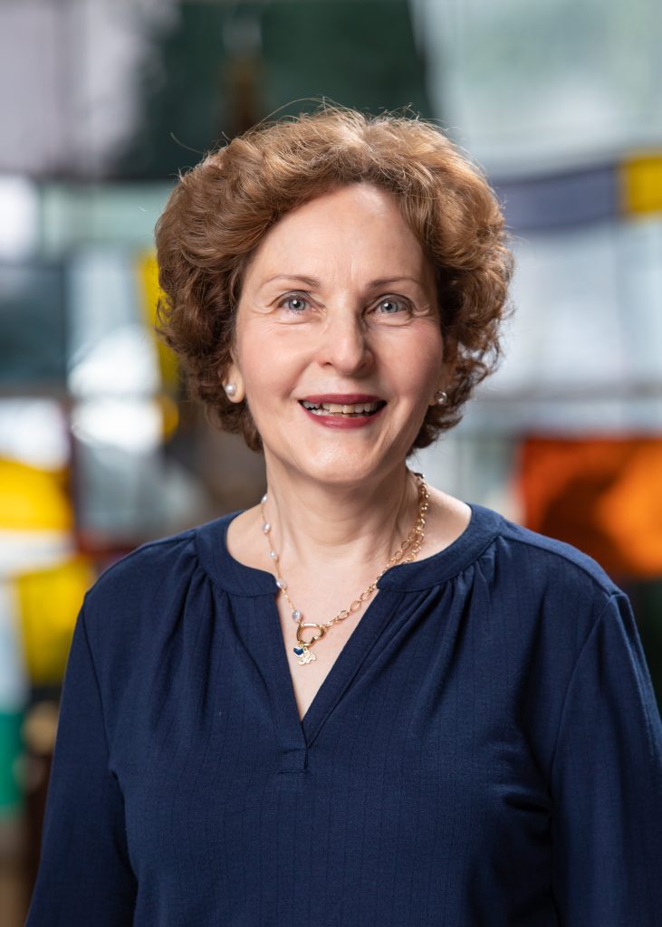 Olga Objio: Accounting Clerk