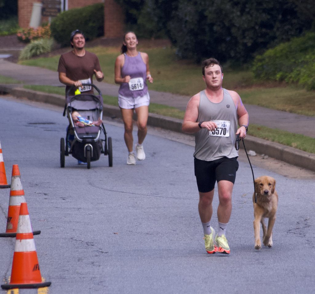 5k_finsherDog