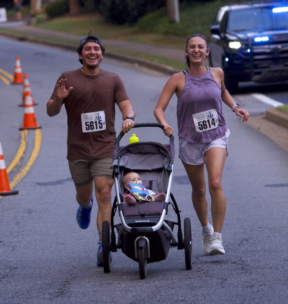 couple_stroller