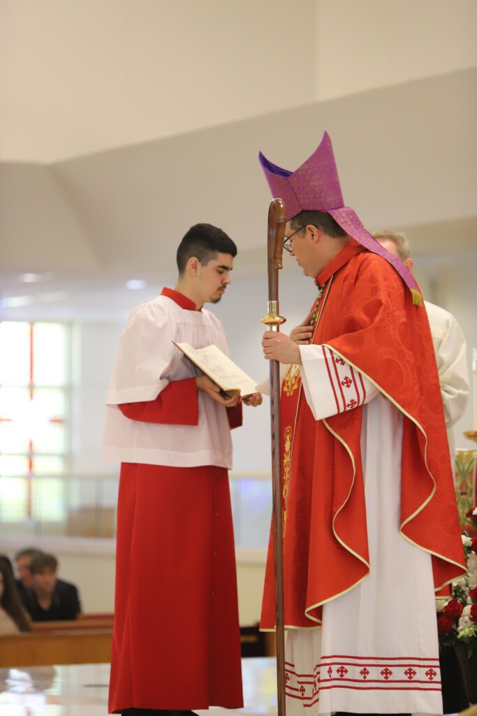 Come Join Our Altar Server Corps